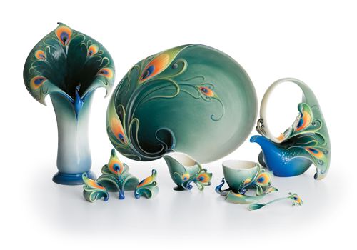 FZ01210 Franz Porcelain Luminescence Peacock Vase  