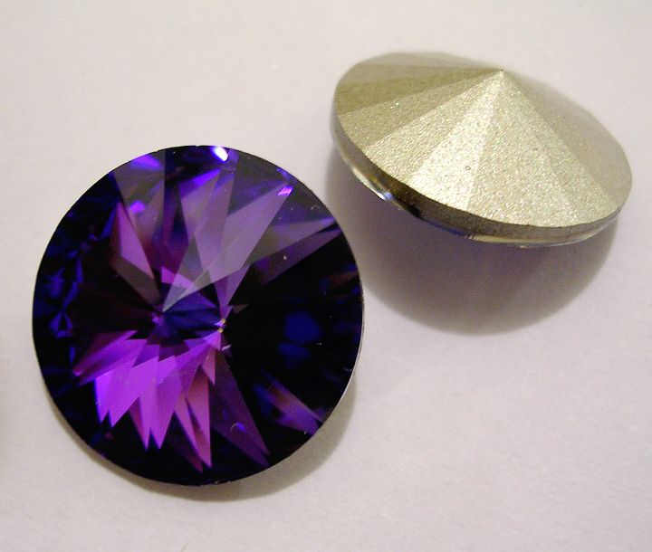 2x SWAROVSKI 1122 HELIOTROPE 18mm RIVOLI STONE CRYSTAL  