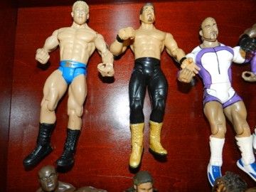 WWE WRESTLING Figure LOT Vintage UNDERTAKER TRIPLE H BOOKER T MVP 