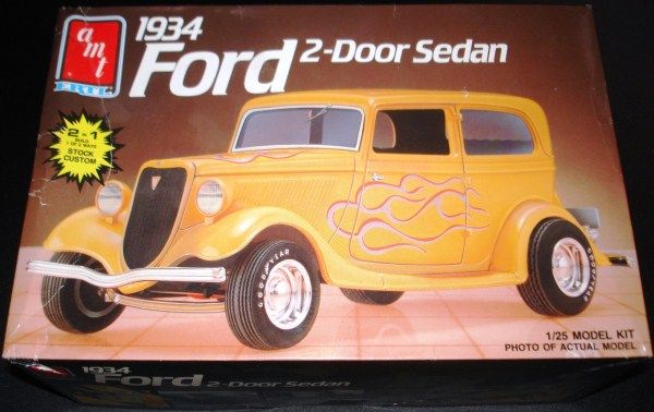 AMT/ERTL 125 1934 Ford 2 Door Sedan #6510  
