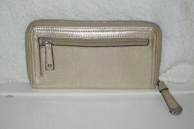 MAKOWSKY PLATINUM CLUTCH CHECKBOOK PARIS WALLET NWT  