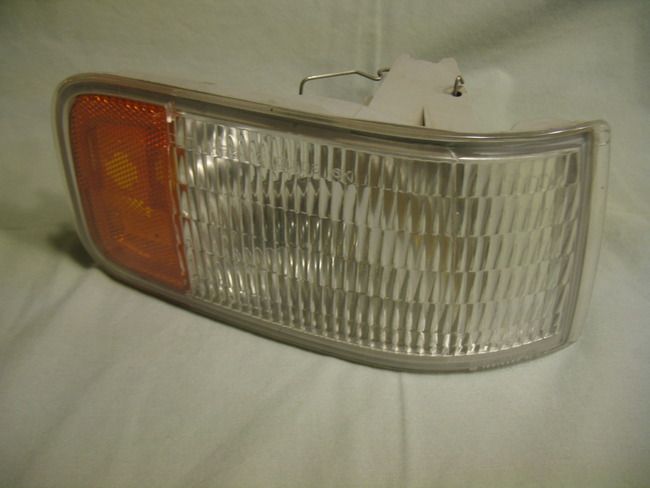 RH Front Turn Signal, 1993 Cadillac Seville  