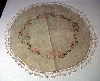 ARTS & CRAFTS ANTIQUE TABLECLOTH DOILY TATTING HANDMADE  