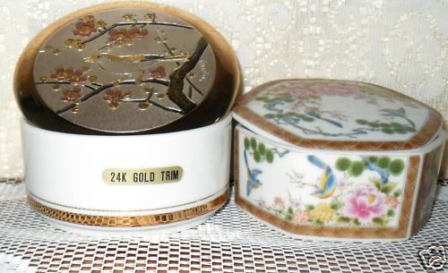 Vintage Round 24K Gold Trim Jewelry Trinket Box Japan  