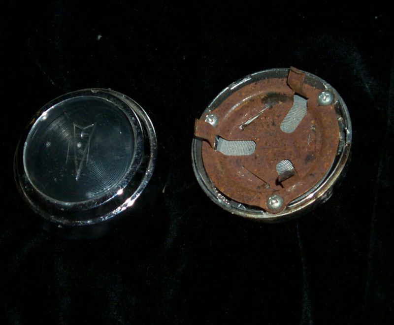 mid 1960s Pontiac Horn Button  