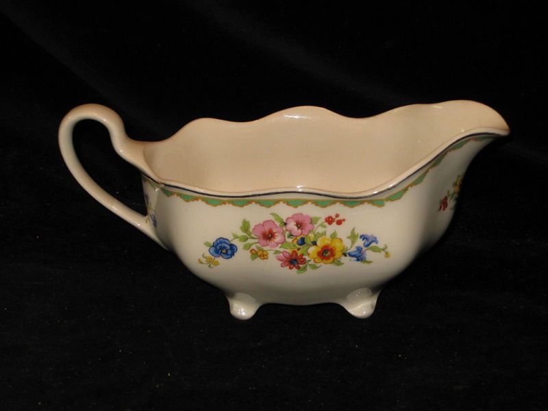 JOHNSON BROTHERS   Ellastone   Pareek   GRAVY BOAT  