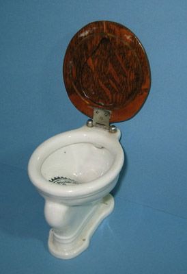 OLD SALESMAN SAMPLE TOILET ST JOHNSBURY VT CI248  