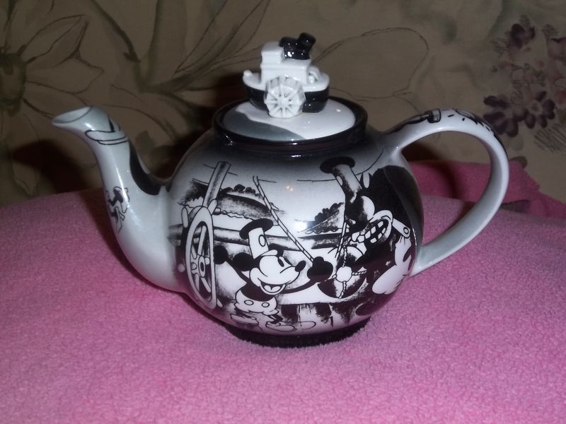 DISNEY STEAMBOAT WILLIE TEAPOT  