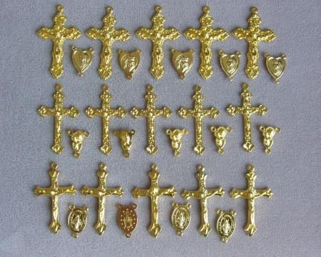 Lot 30 Crucifixes Centers Rosary Italy Italian Parts Supplies ~ GOLD 