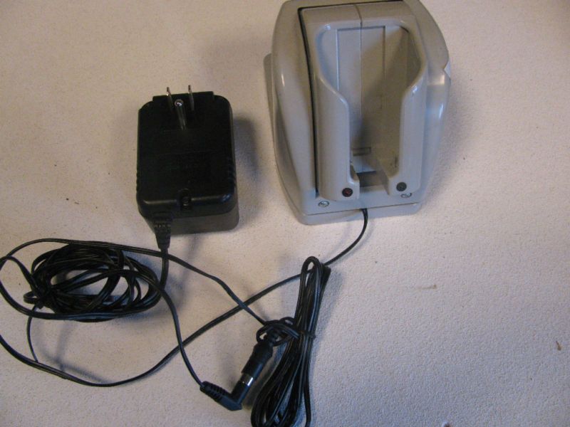 METROLOGIC CHARGER FOR HANDHELD SCANNER #46 46197 NEW  