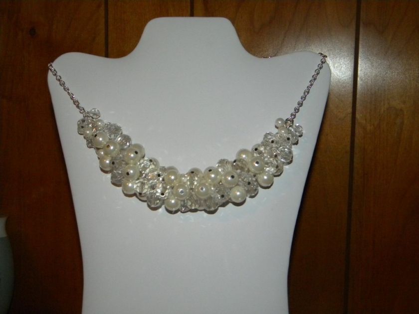 Avon Mark Classic Twist Necklace New Item Fantastic  