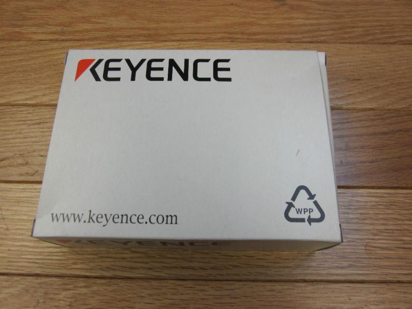 Keyence SR 610 2D barcode scanner sensor head reader  