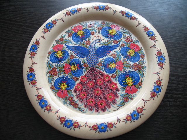 Ukrainian Hand PAINTED Wooden Plate Folk Art D=9 inches  