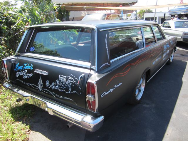 Ford  COUNTRY SEDAN in Ford   Motors