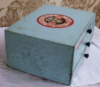 This is a Lovely Original Wooden Thread Box From Around the 1940/50s 