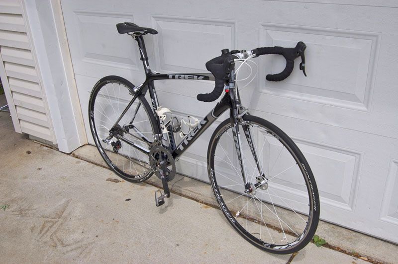 2011 Trek Madone 6.9 SSL 56cm with Sram RED  