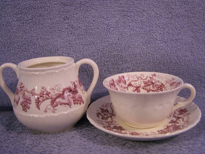 Wedgwood Old Vine Purple Sugar Bowl, Cup & 2 Saucers  