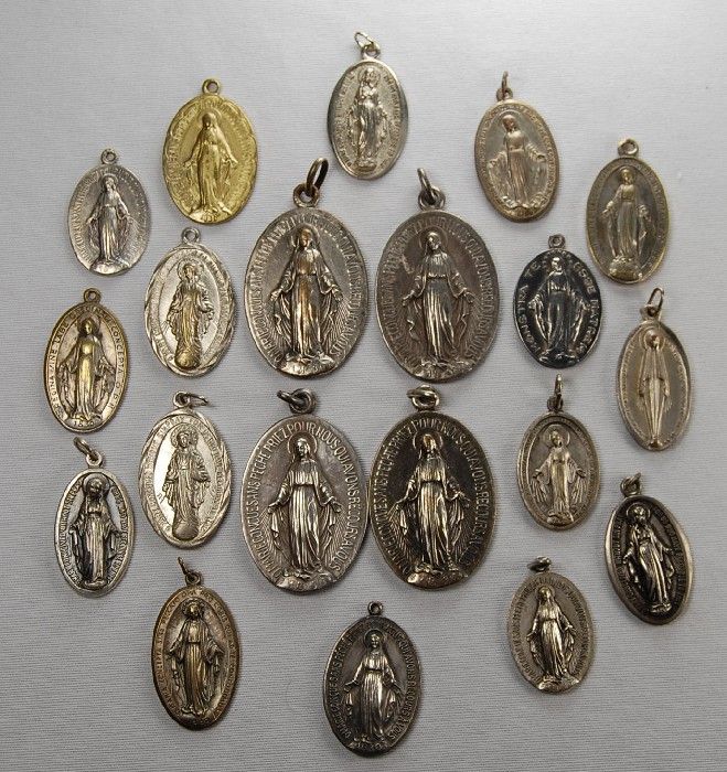 MIRACULOUS MEDAL HUGE LOT OF (20) ANTIQUE & VINTAGE Medals – All 