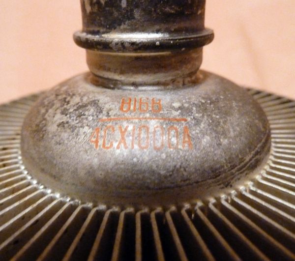 EIMAC 4CX1000A 8168 HAM TUBE WITH Y254 SOCKET VINTAGE  