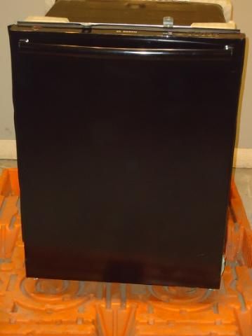 BOSCH FULLY INTEGRATED DISHWASHER SHX43P16UC Black  