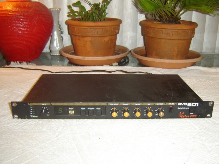 Vesta Fire RVD 901, Stereo Digital Reverb, Vintage Rack  