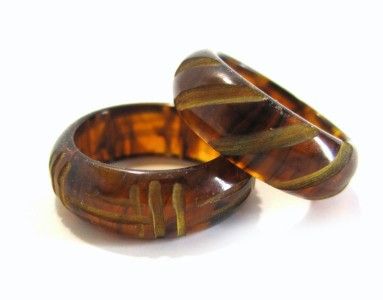   SET 2 CARVED BAKELITE FINGER RINGS MARBLED ROOTBEER TESTED A++  