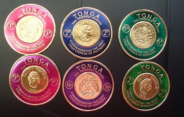 TONGA 1963 ROUND FOIL STAMPS #128 33 MNH GOLD COINAGE  